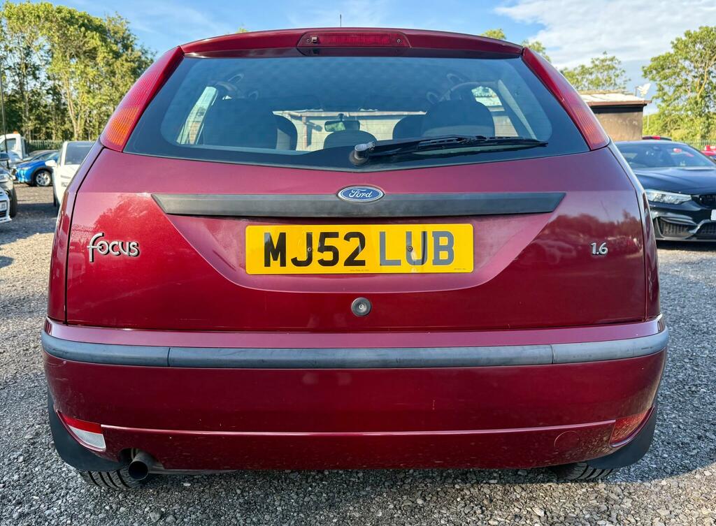 Ford Focus 1.8 Ghia Genuine 62000 Miles From New Silver #30
