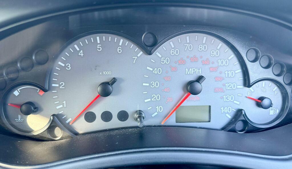 Ford Focus 1.8 Ghia Genuine 62000 Miles From New Silver #45