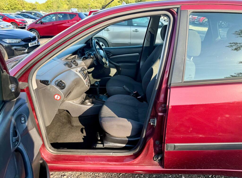 Ford Focus 1.8 Ghia Genuine 62000 Miles From New Silver #23