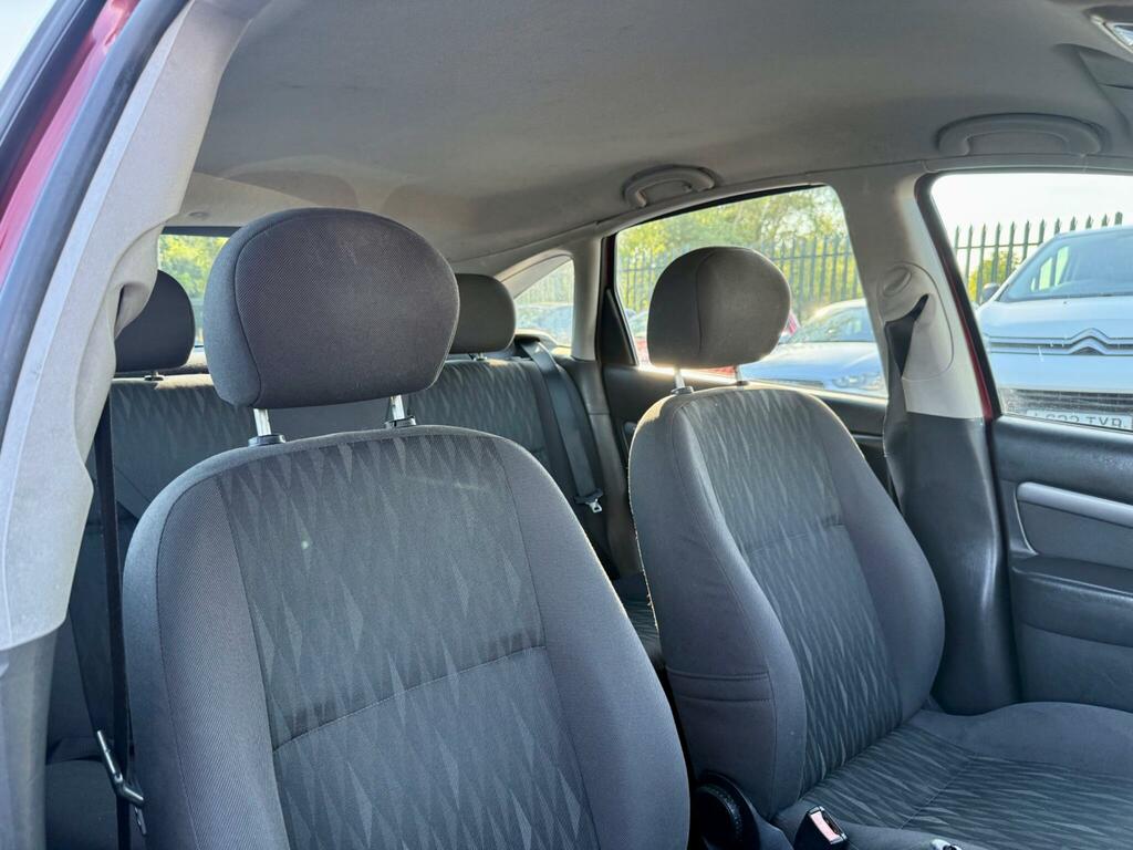 Ford Focus 1.8 Ghia Genuine 62000 Miles From New Silver #37