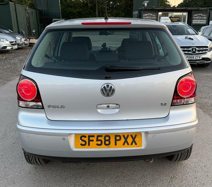Volkswagen Polo Match 5-Door Silver #17