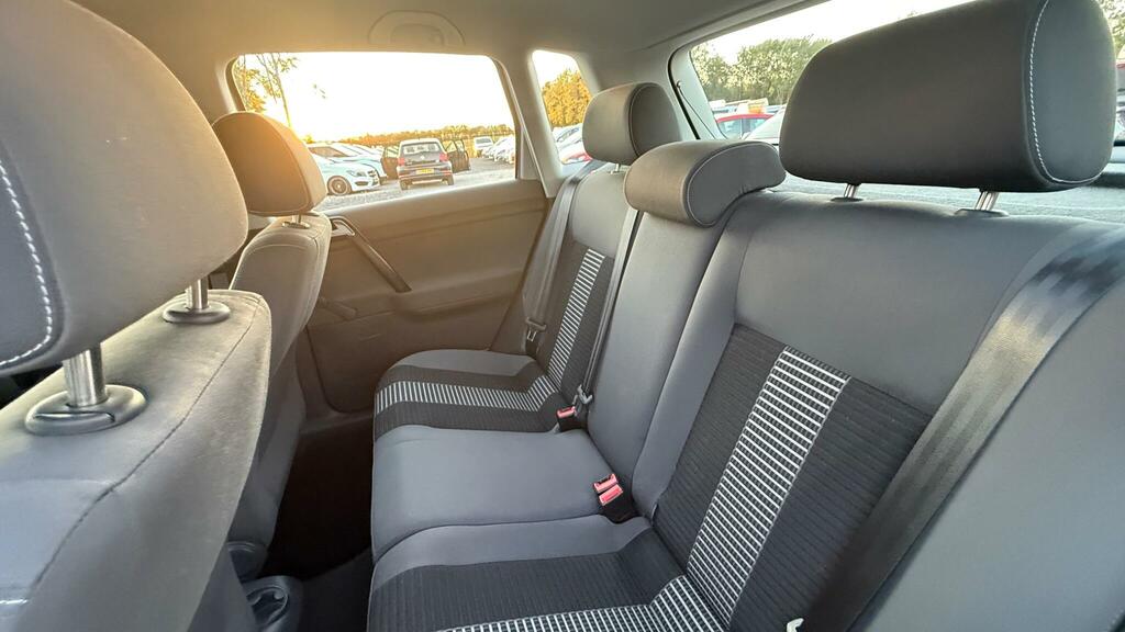 Volkswagen Polo Match 5-Door Silver #31