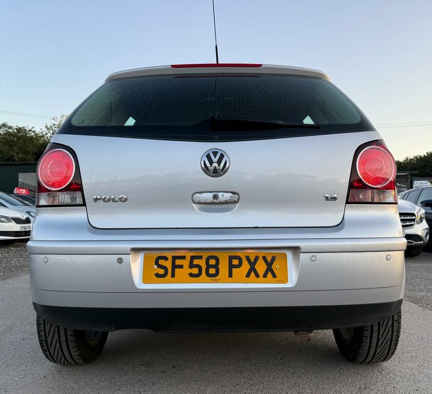 Volkswagen Polo Match 5-Door Silver #16