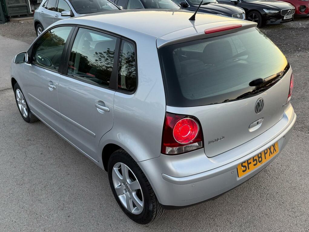 Volkswagen Polo Match 5-Door Silver #12