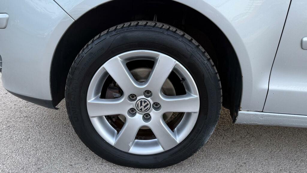 Volkswagen Polo Match 5-Door Silver #44