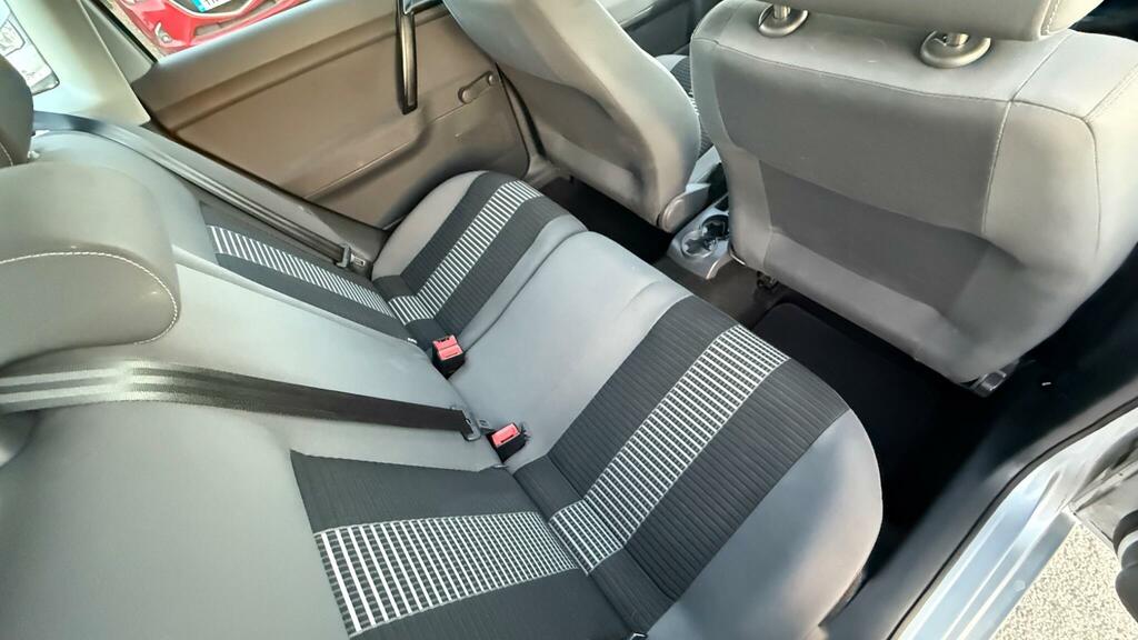 Volkswagen Polo Match 5-Door Silver #35