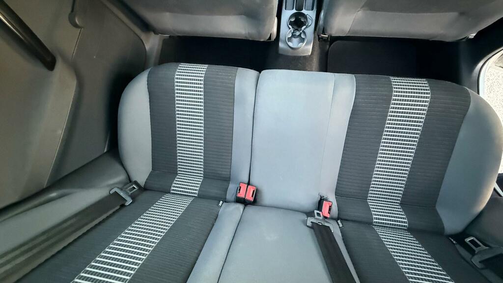Volkswagen Polo Match 5-Door Silver #33