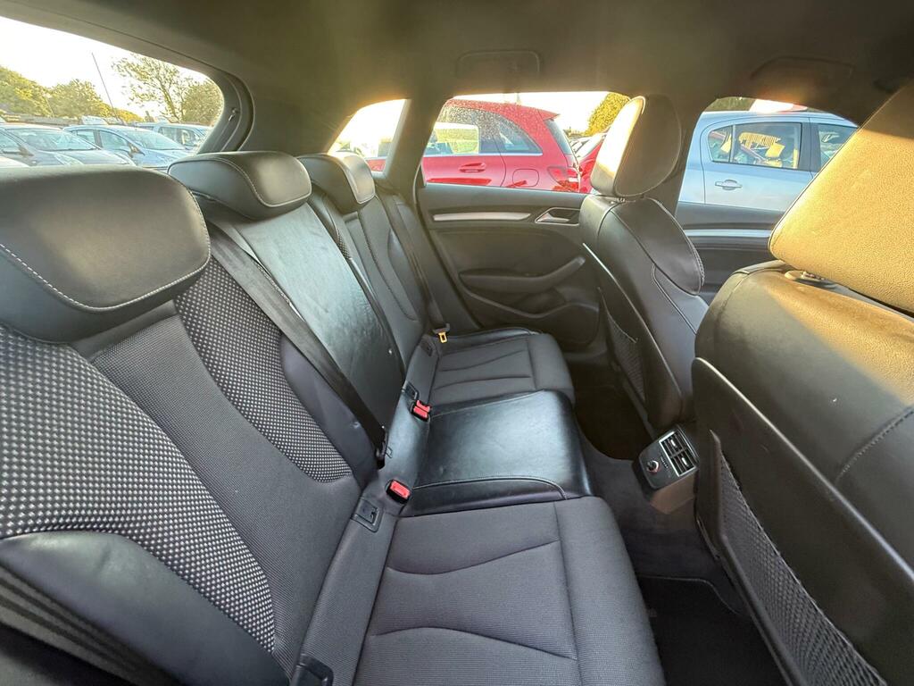Audi A3 Audi A3 Sportback Sport 1.2 Tfsi 110 Ps S Tronic White #26