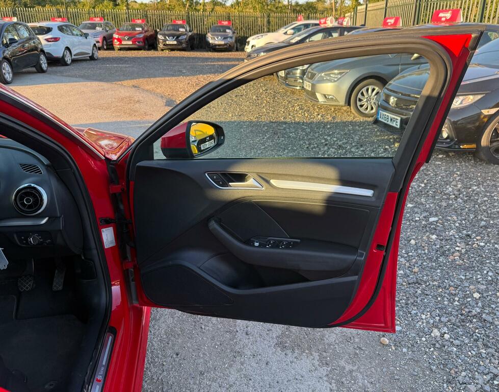 Audi A3 Audi A3 Sportback Sport 1.2 Tfsi 110 Ps S Tronic White #36