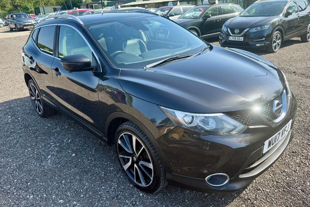 Nissan Qashqai Tekna Black #5