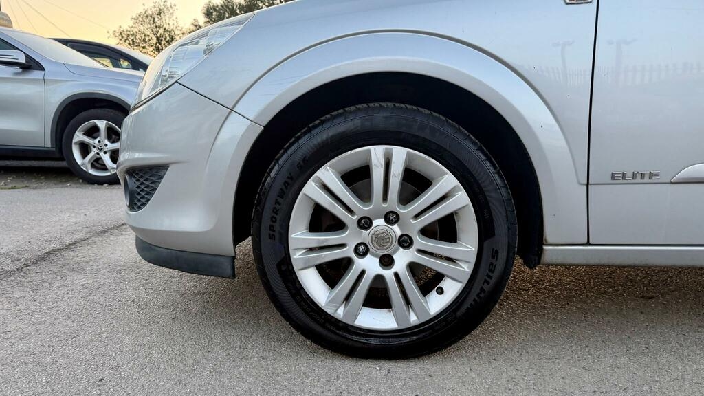 Vauxhall Astra Hatchback Blue #34