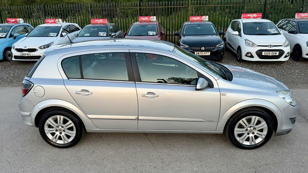 Vauxhall Astra Hatchback Blue #13