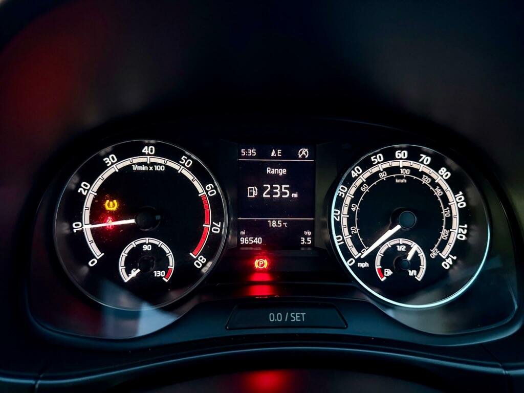 Skoda Fabia Se Mpi Black #48