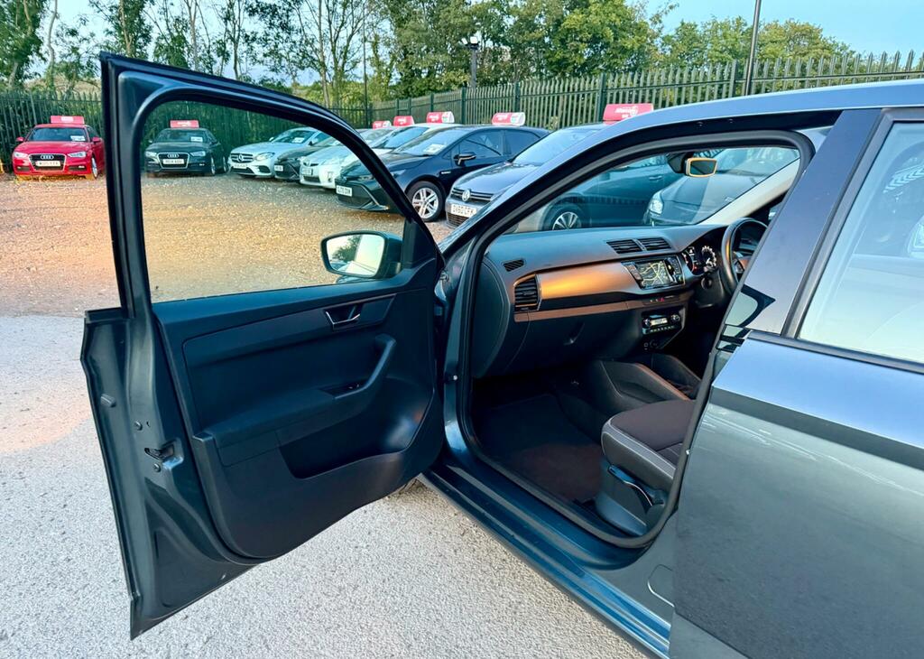 Skoda Fabia Se Mpi Black #32