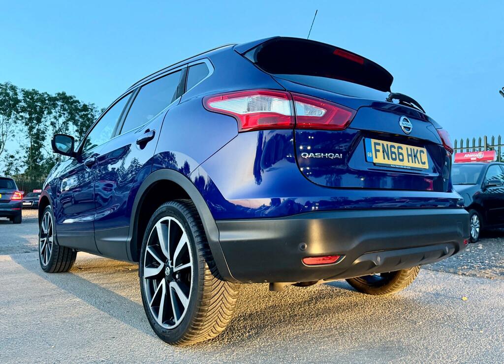 Nissan Qashqai Tekna Blue #4