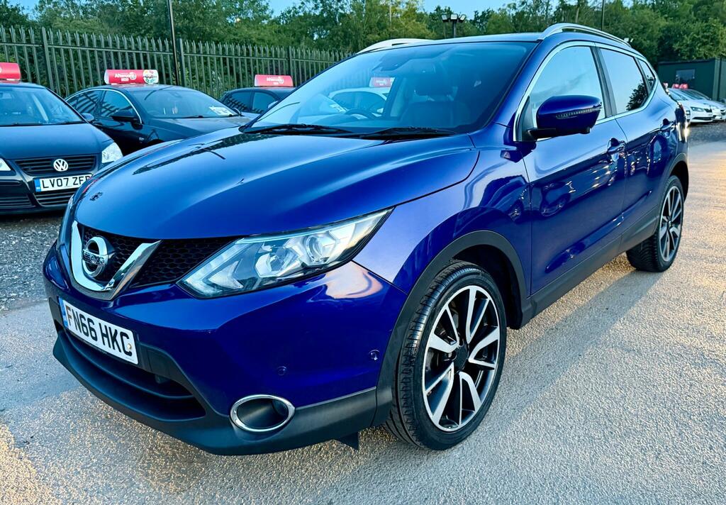 Nissan Qashqai Tekna Blue #3