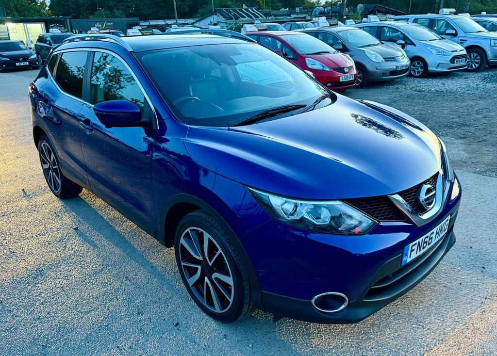 Nissan Qashqai Tekna Blue
