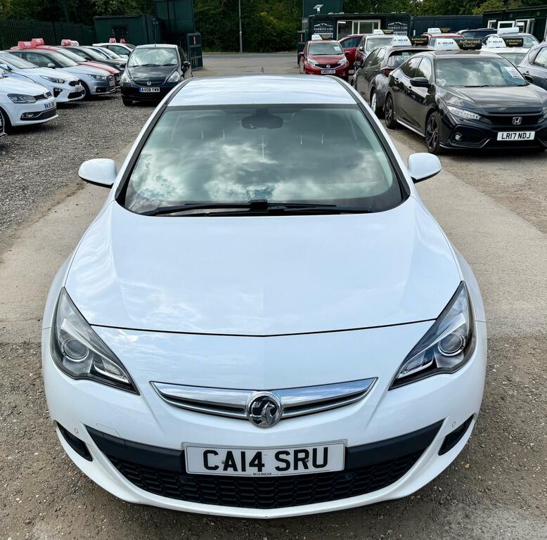 Vauxhall Astra GTC Sri White #2