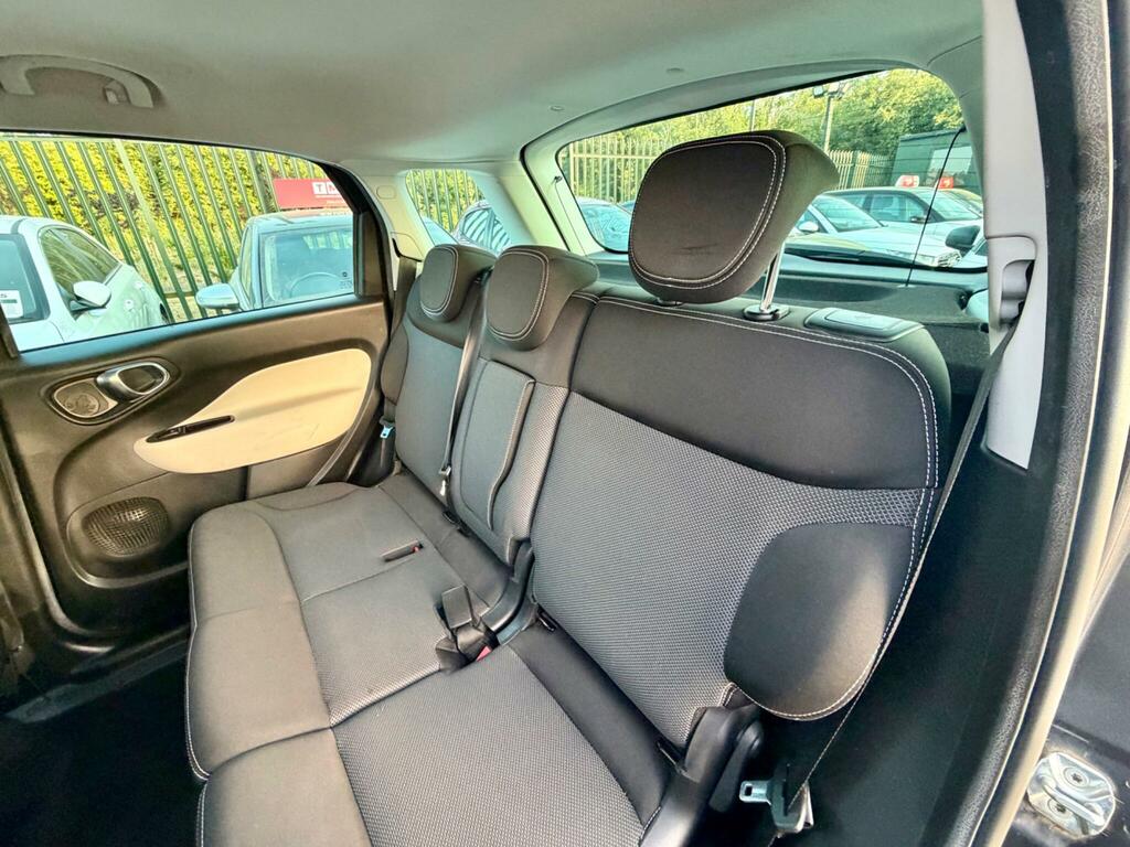 Fiat 500L Lounge Red #24