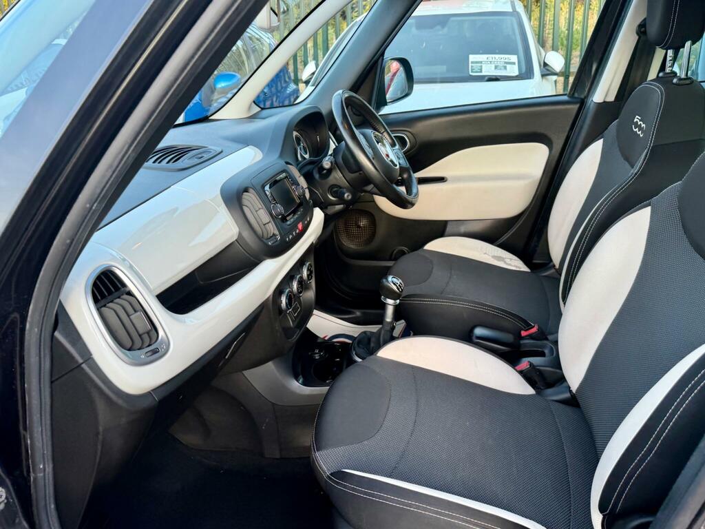 Fiat 500L Lounge Red #44