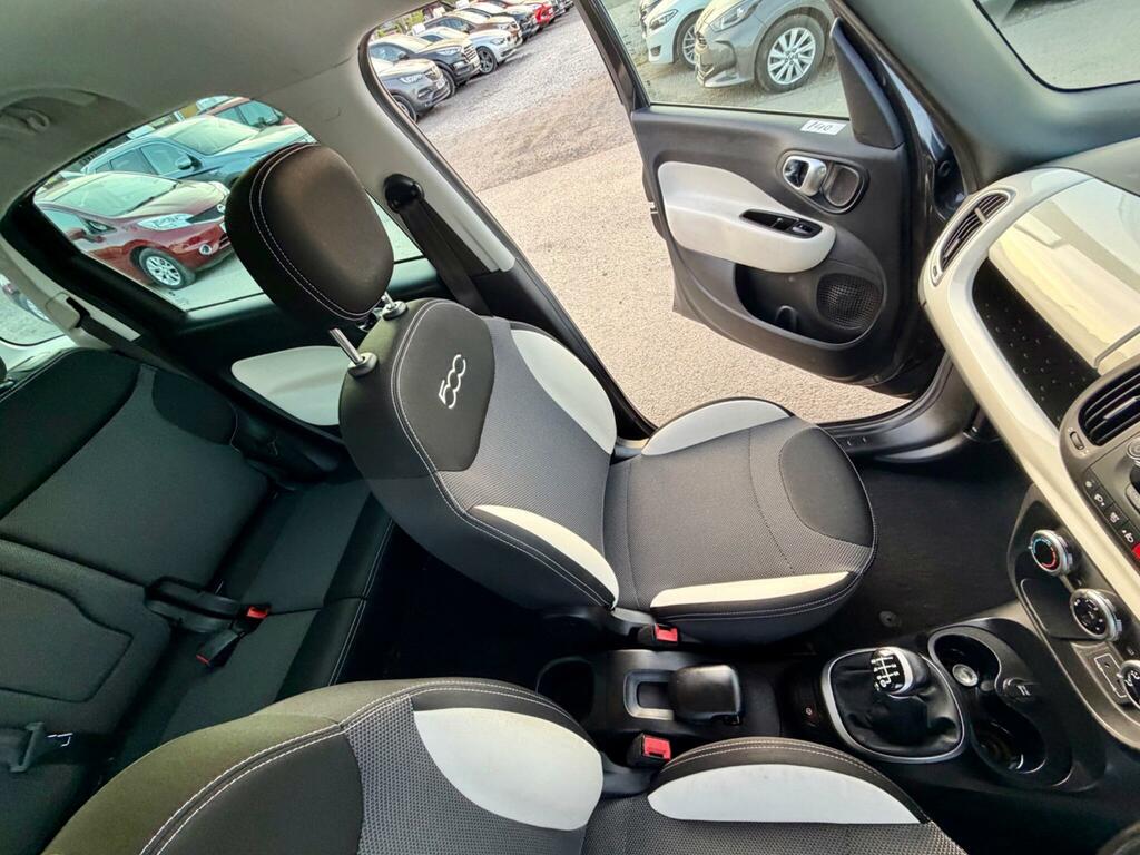 Fiat 500L Lounge Red #45