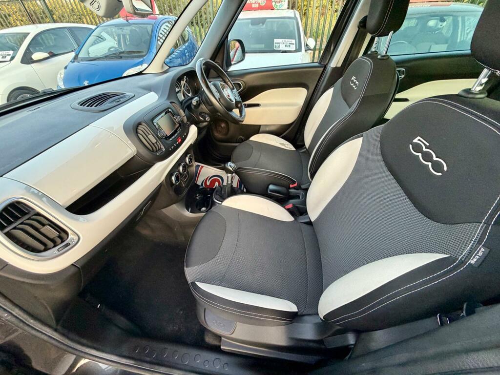 Fiat 500L Lounge Red #42