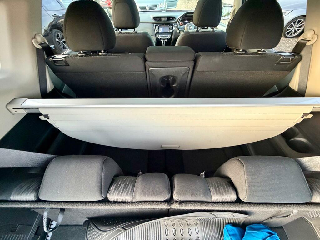 Nissan X-Trail Tekna Silver #44