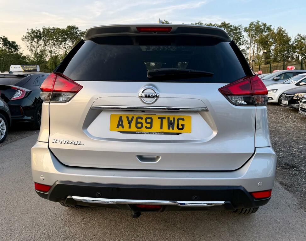 Nissan X-Trail Tekna Silver #12