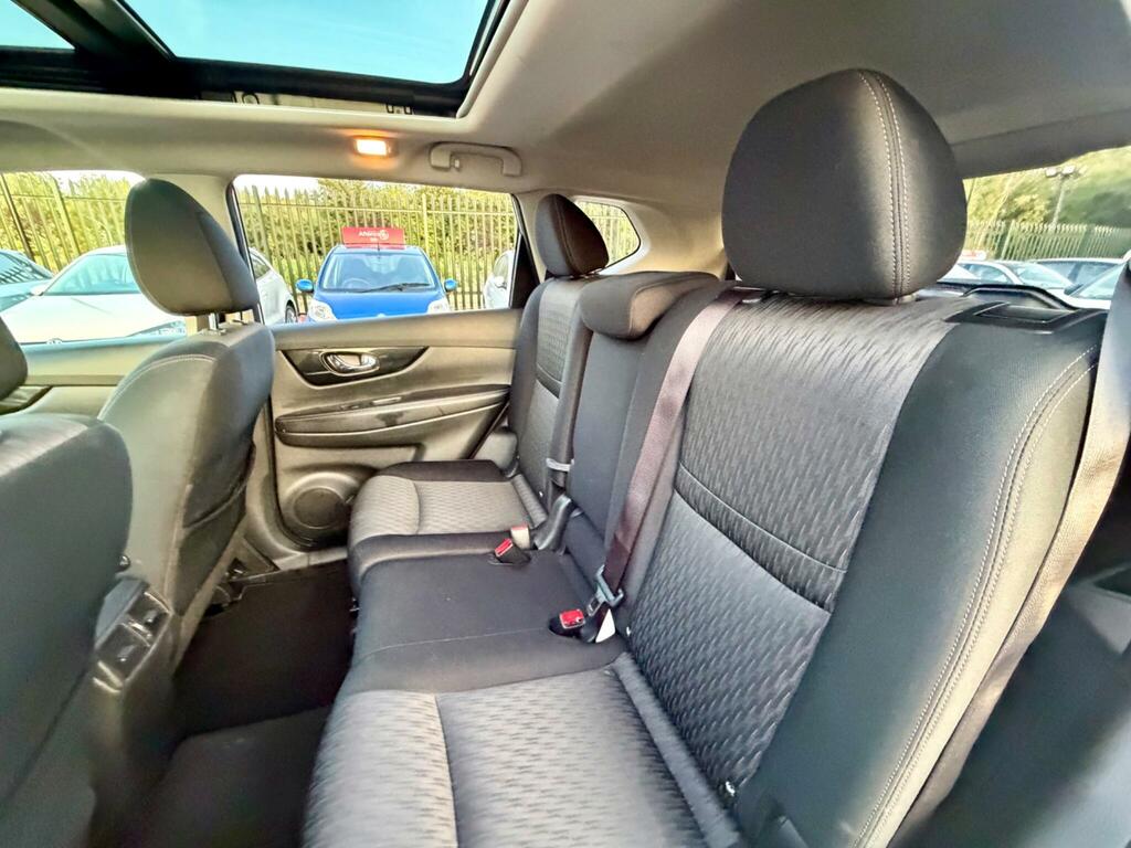 Nissan X-Trail Tekna Silver #20