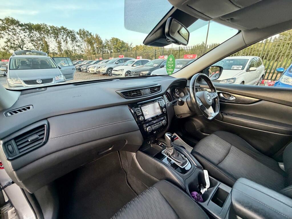 Nissan X-Trail Tekna Silver #17