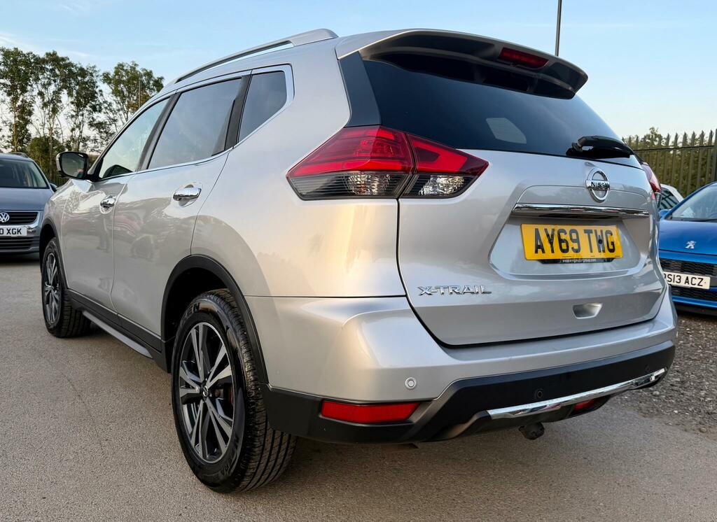 Nissan X-Trail Tekna Silver #8