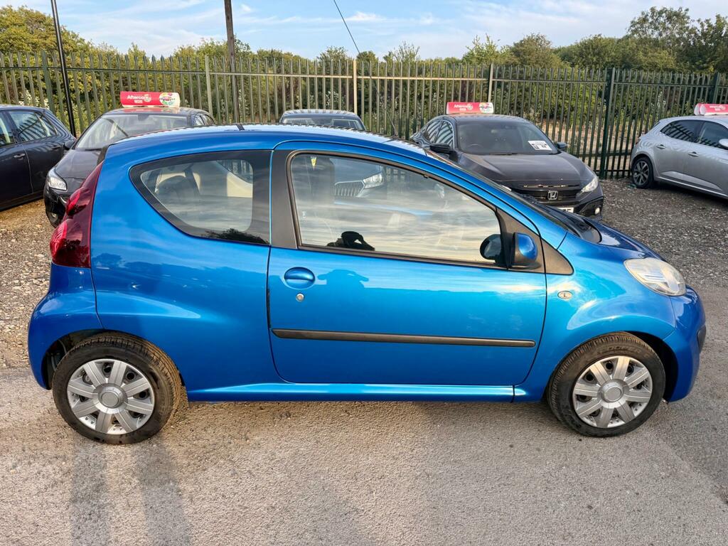 Peugeot 107 Black #14