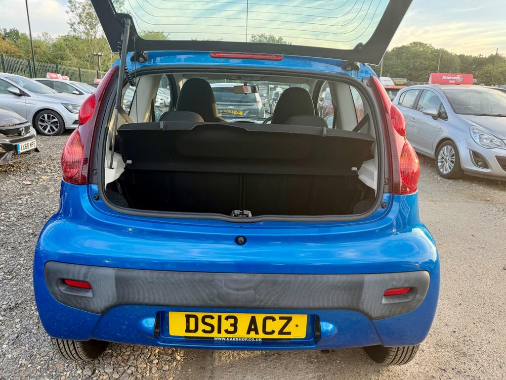 Peugeot 107 Black #37