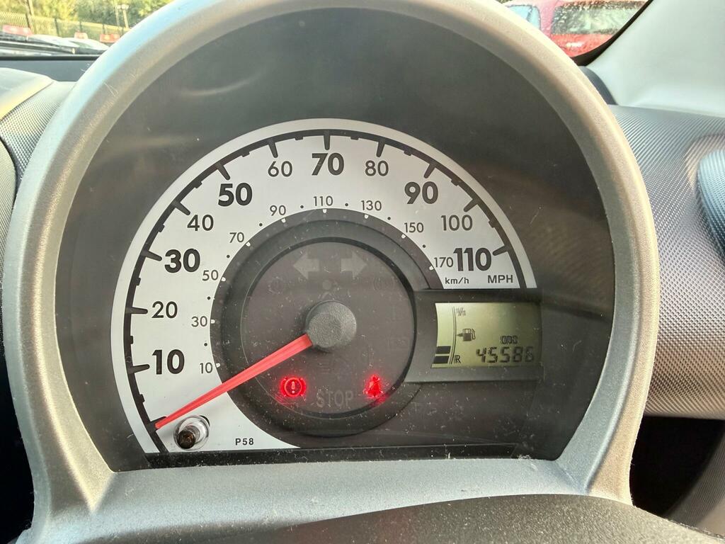 Peugeot 107 Black #36