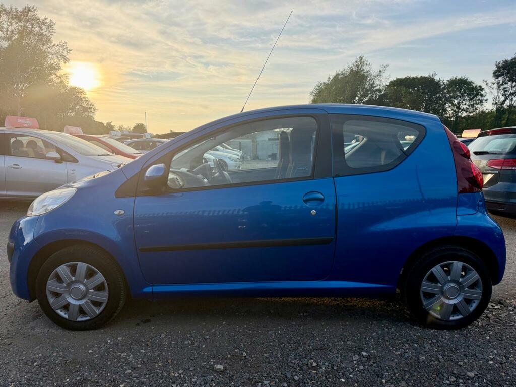 Peugeot 107 Black #9