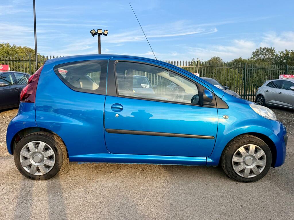 Peugeot 107 Black #15