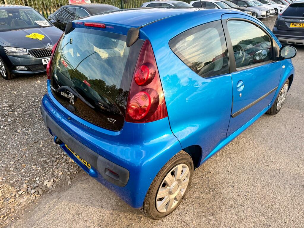 Peugeot 107 Black #41