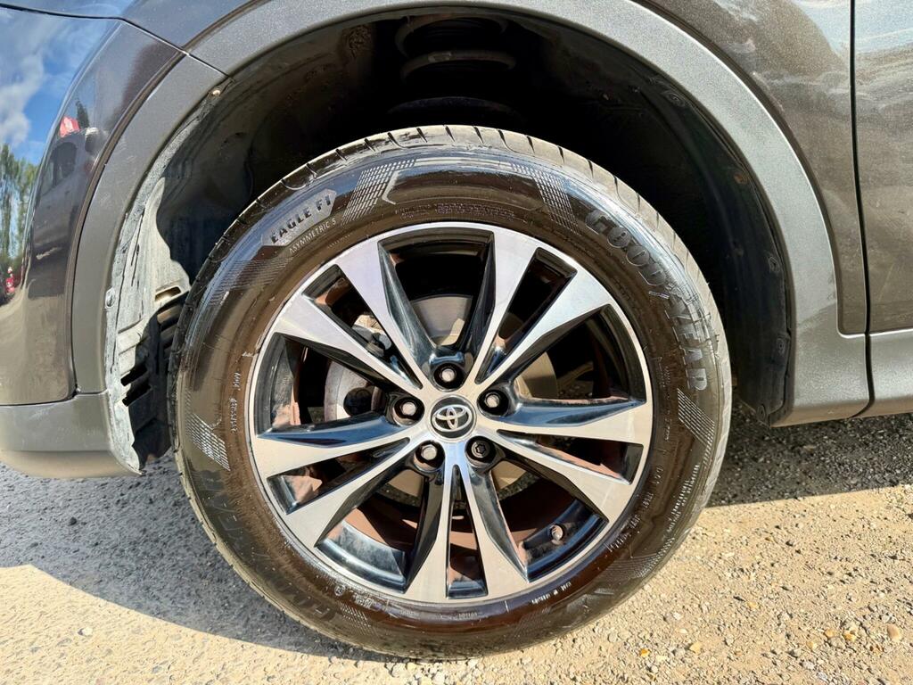 Toyota Rav 4 2L Invincible Grey #37