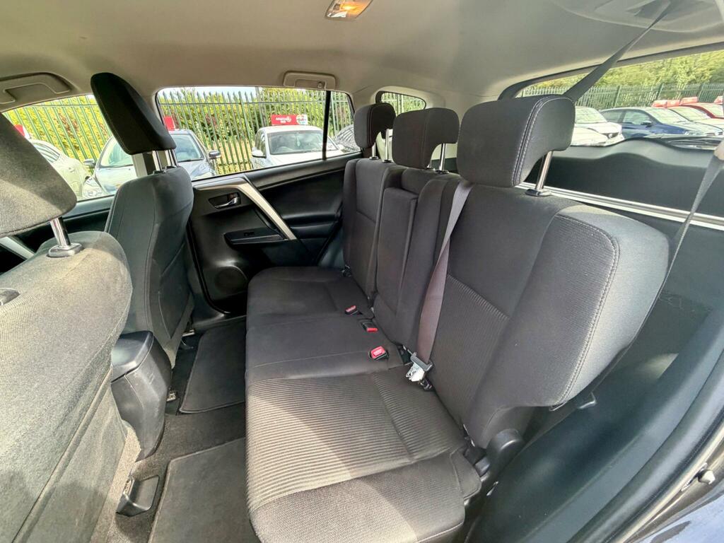 Toyota Rav 4 2L Invincible Grey #21