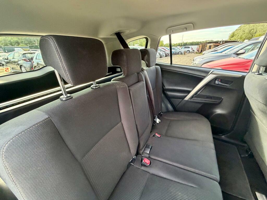 Toyota Rav 4 2L Invincible Grey #24