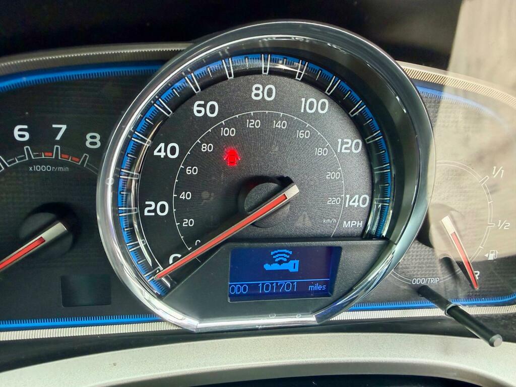 Toyota Rav 4 2L Invincible Grey #41
