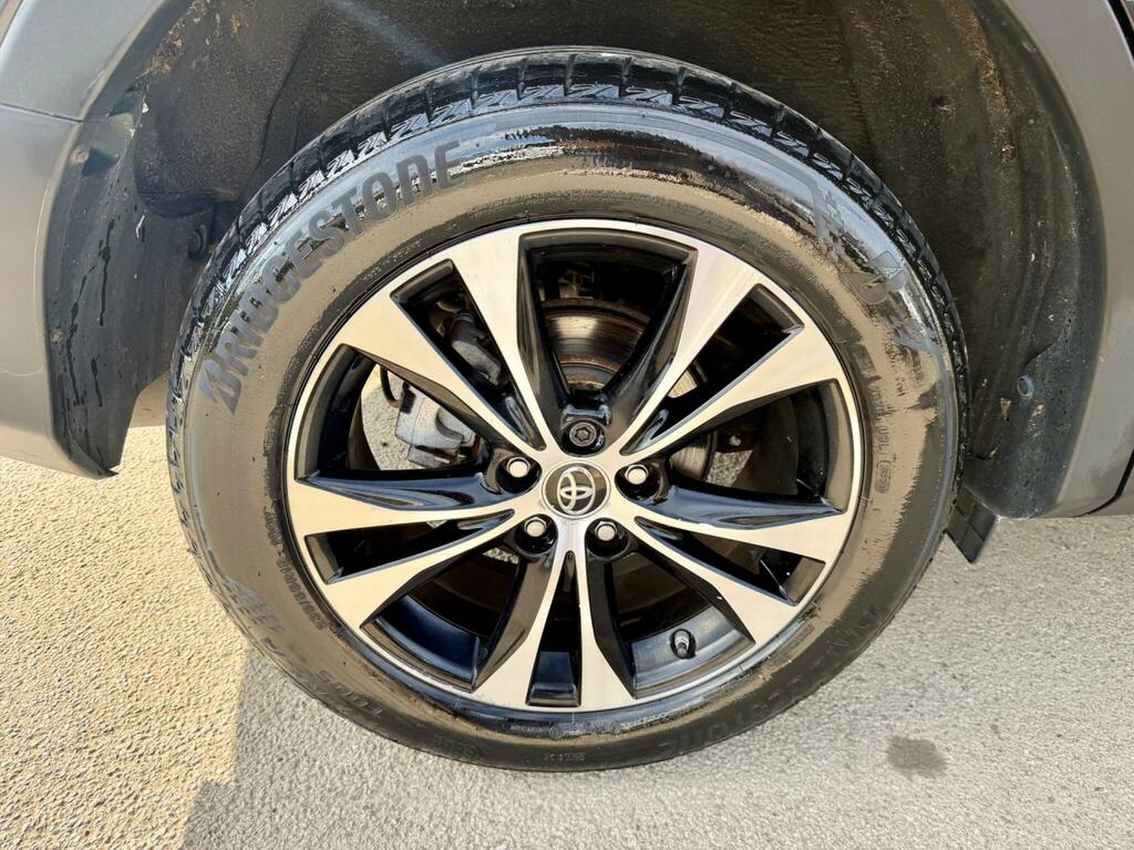 Toyota Rav 4 2L Invincible Grey #35