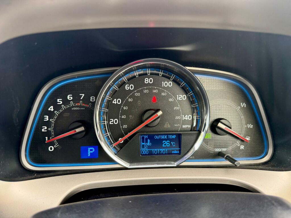 Toyota Rav 4 2L Invincible Grey #42
