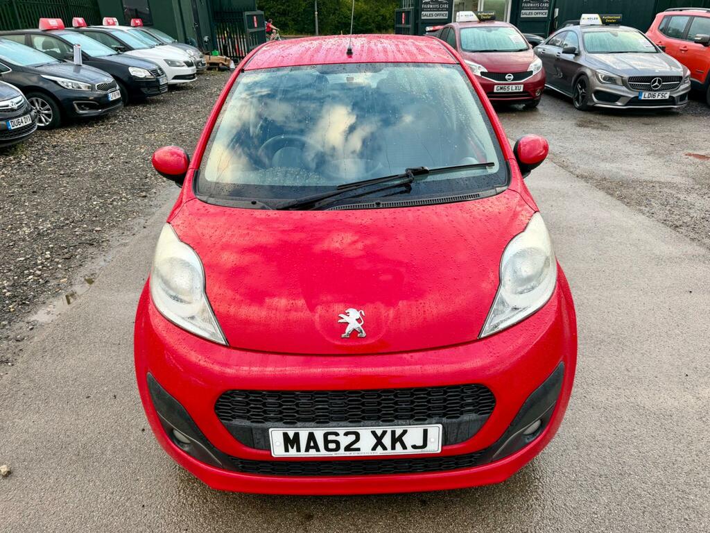 Peugeot 107 Active Red #6