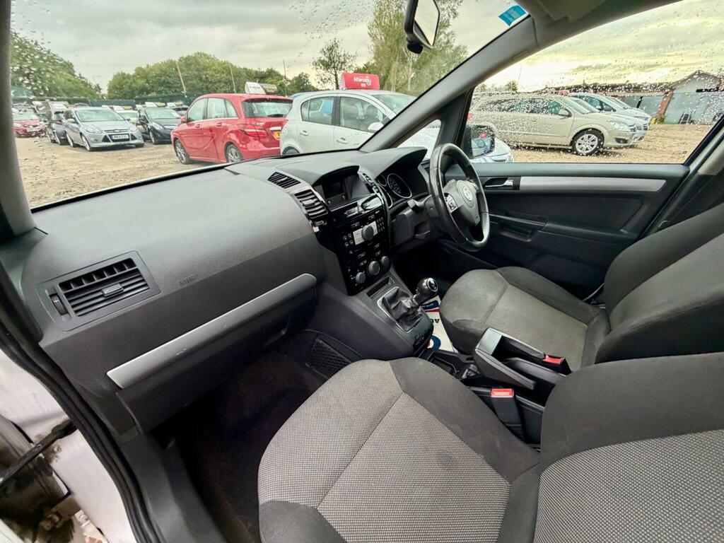 Vauxhall Zafira Exclusiv Grey #43
