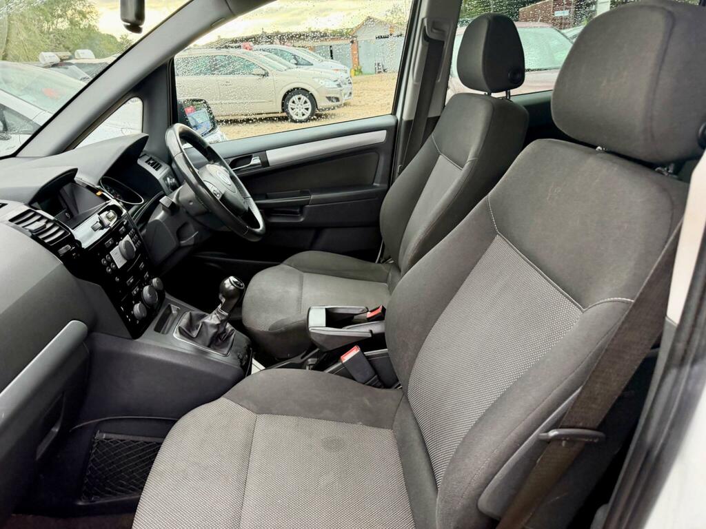 Vauxhall Zafira Exclusiv Grey #44