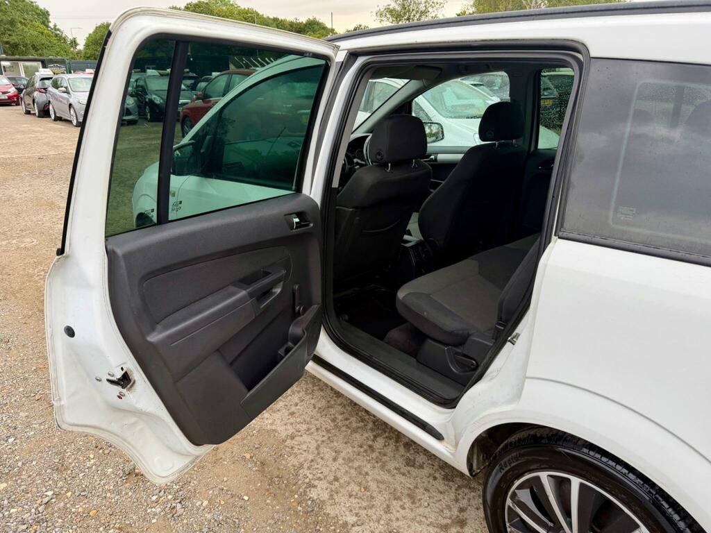 Vauxhall Zafira Exclusiv Grey #35