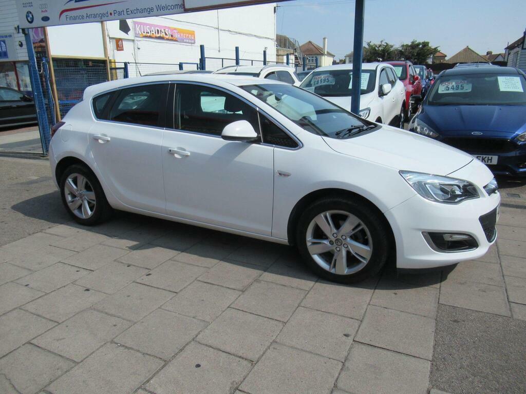 Vauxhall Astra 1.4 16V Sri Euro 5 White