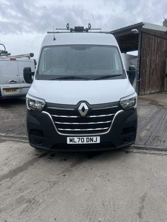 Renault Master 2.3 Dci Energy 35 Business Panel Van M White