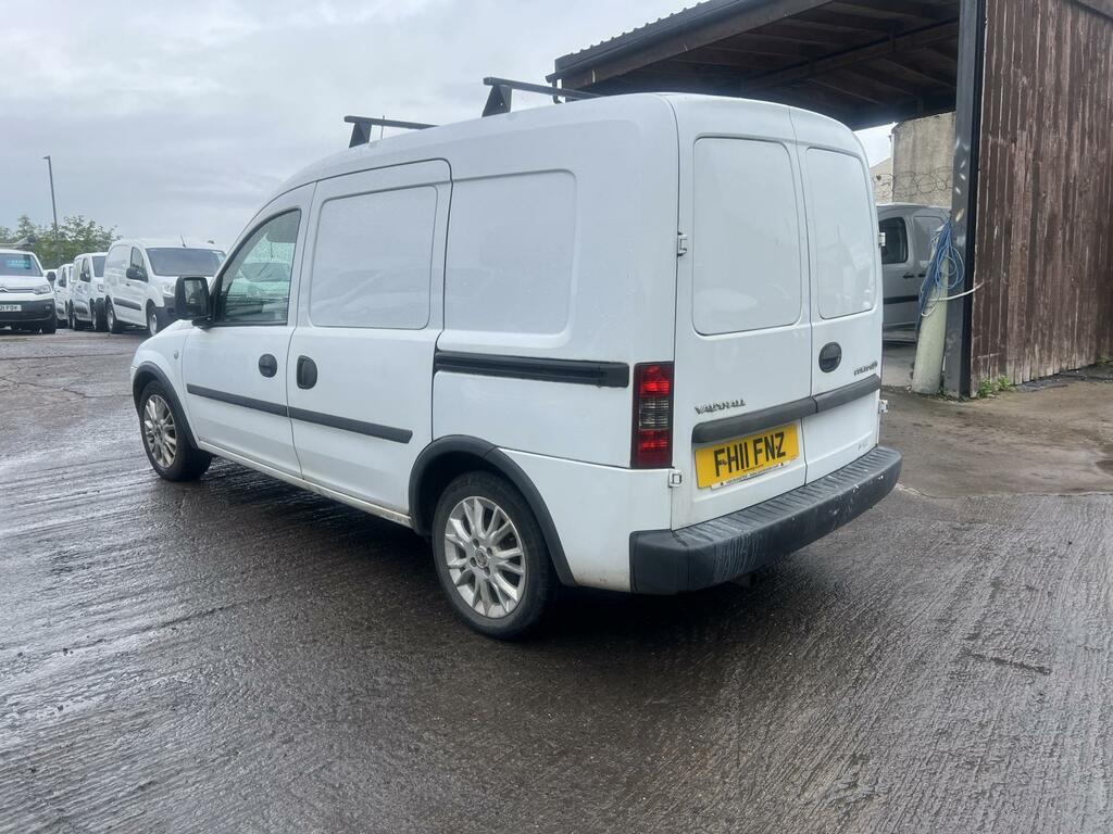 Vauxhall Combo Se White #4